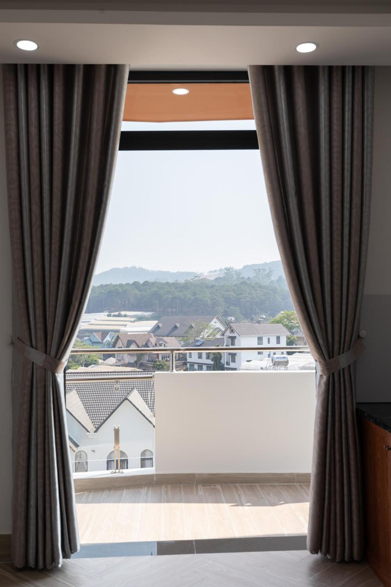 Khach San Anh Sang - Light House Hotel Da Lat Buitenkant foto