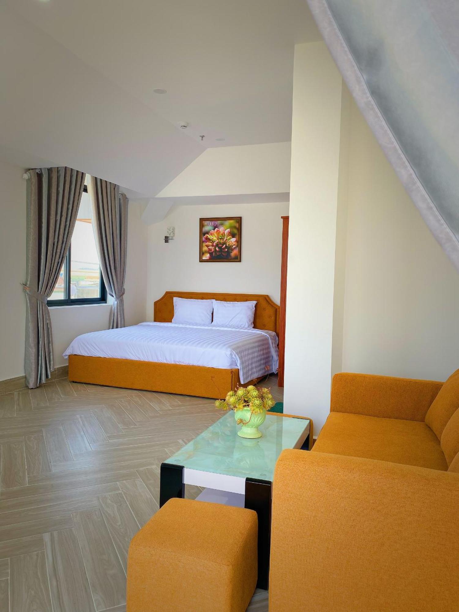 Khach San Anh Sang - Light House Hotel Da Lat Buitenkant foto